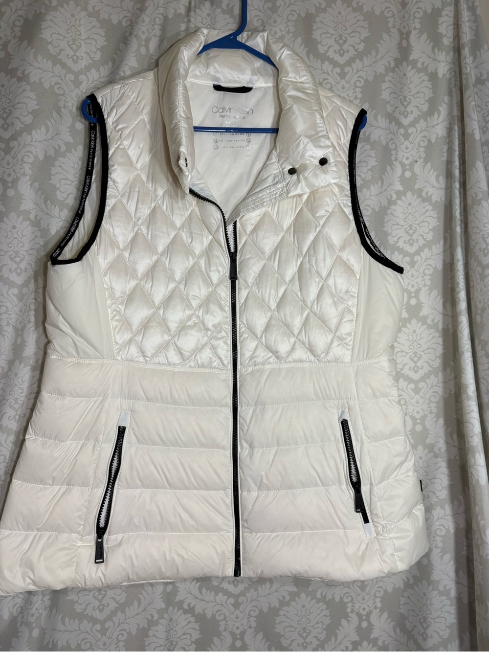 Calvin Klein “Performance” Down Vest XL New without Tags - Picture 2 of 12